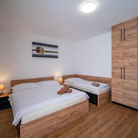 Apartman Na Bukovce Merot Cervena Voda Exterior photo